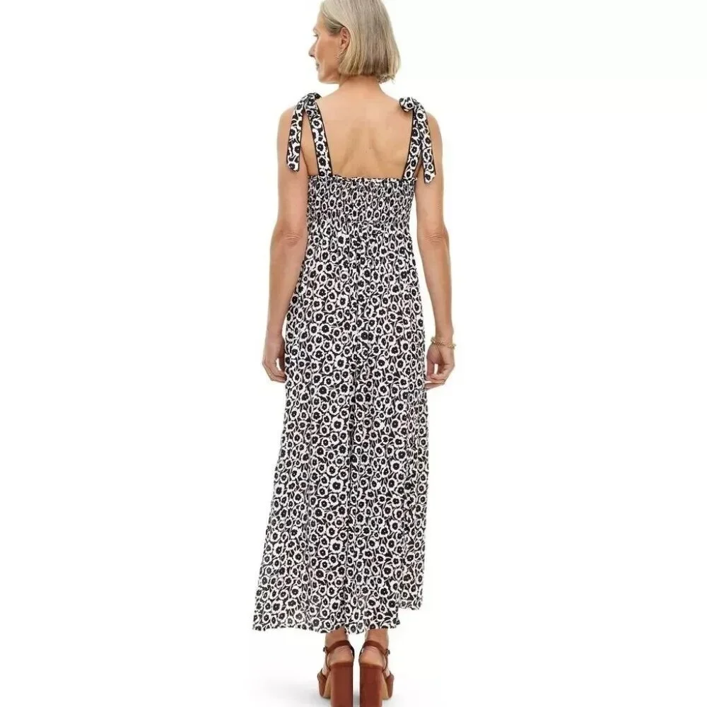 Diane Von Furstenberg Size XXS 00 Black Poppy Smocked Bodice Flared Summer Dress - Picture 4 of 10